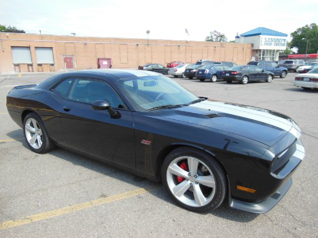 Dodge Challenger 2011 photo 22