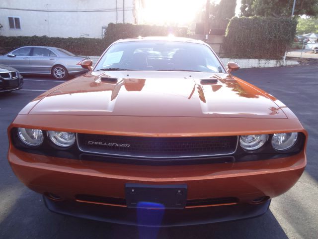 Dodge Challenger 2011 photo 4