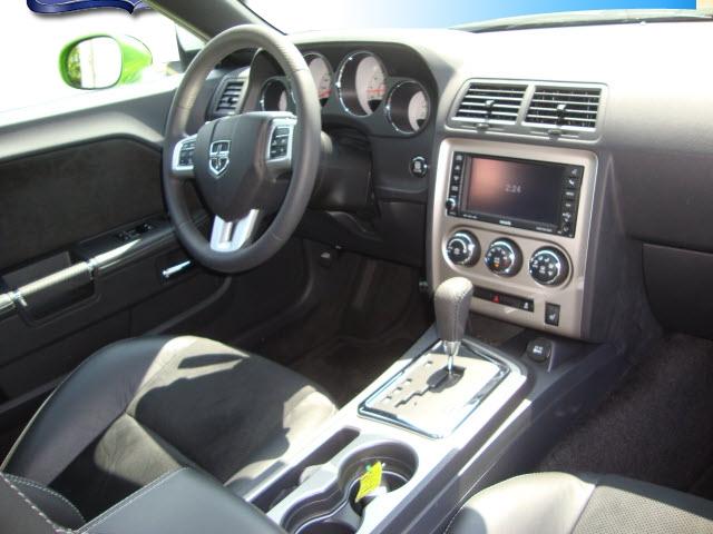 Dodge Challenger 2011 photo 3