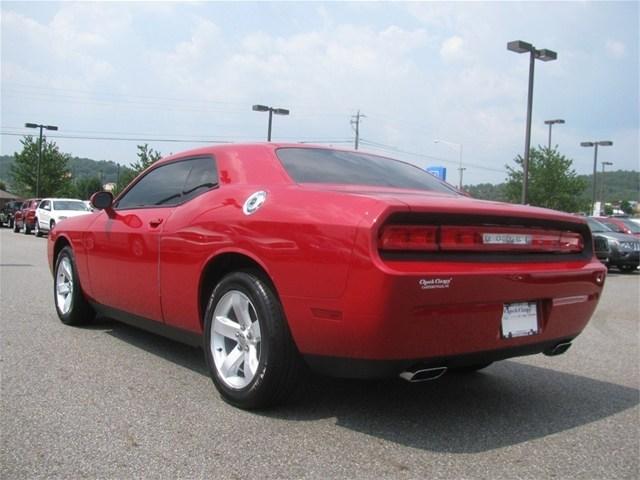 Dodge Challenger 2011 photo 2