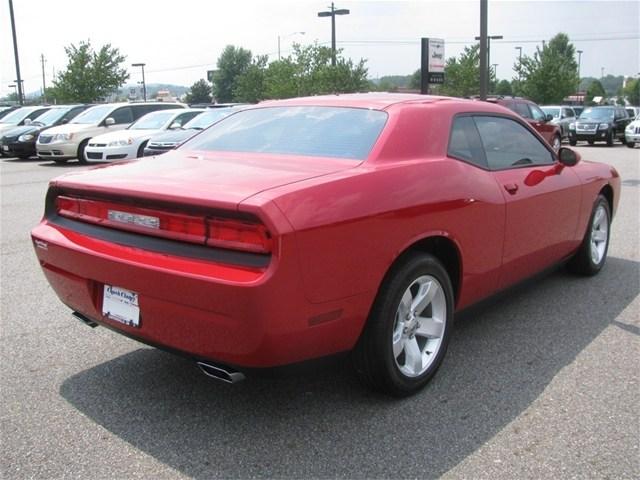 Dodge Challenger 2011 photo 4