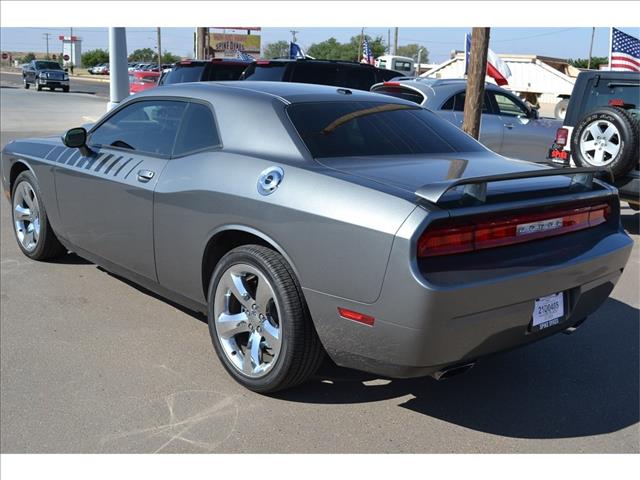 Dodge Challenger 2011 photo 1