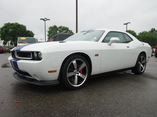 Dodge Challenger 2011 photo 1