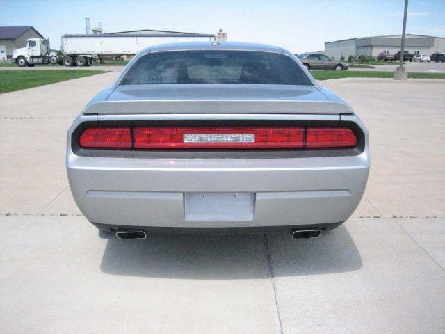 Dodge Challenger 2011 photo 1