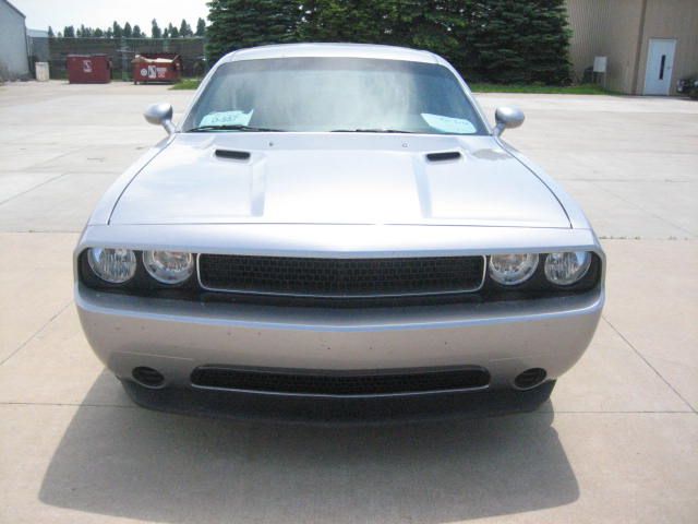 Dodge Challenger 2011 photo 2