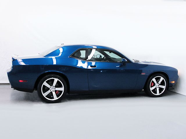 Dodge Challenger 2011 photo 24