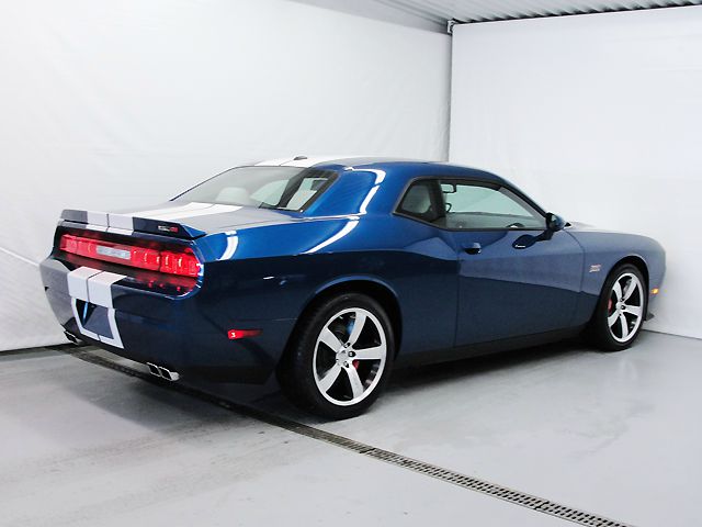 Dodge Challenger 2011 photo 25