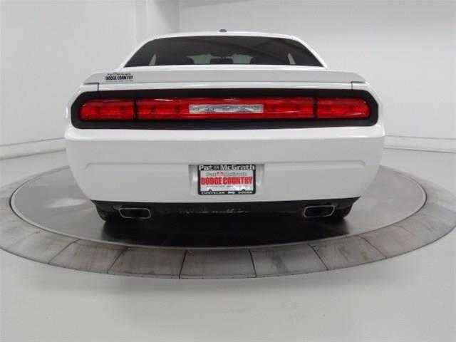 Dodge Challenger 2011 photo 6