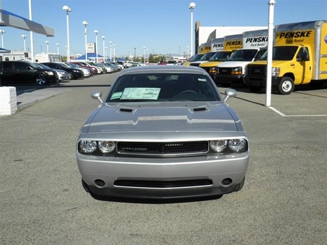 Dodge Challenger 2012 photo 2