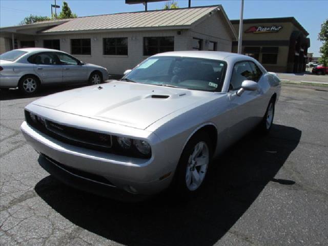 Dodge Challenger 2012 photo 4