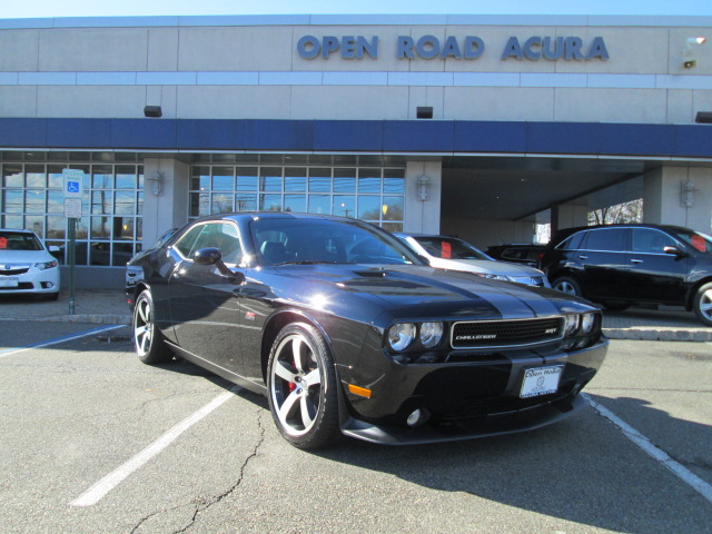 Dodge Challenger 3.5rl W/premium Pkg Unspecified