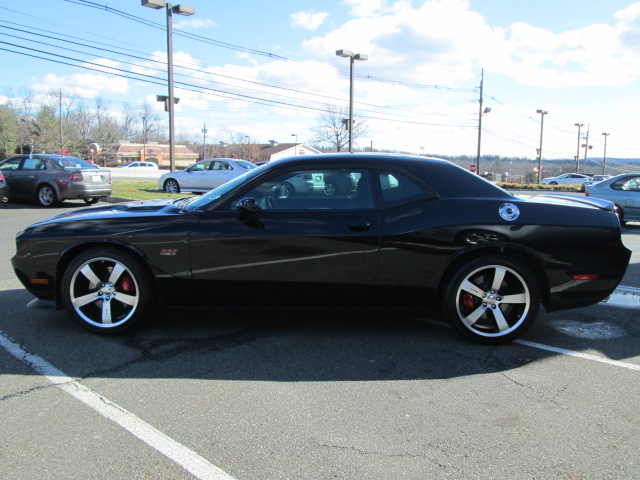 Dodge Challenger 2012 photo 3