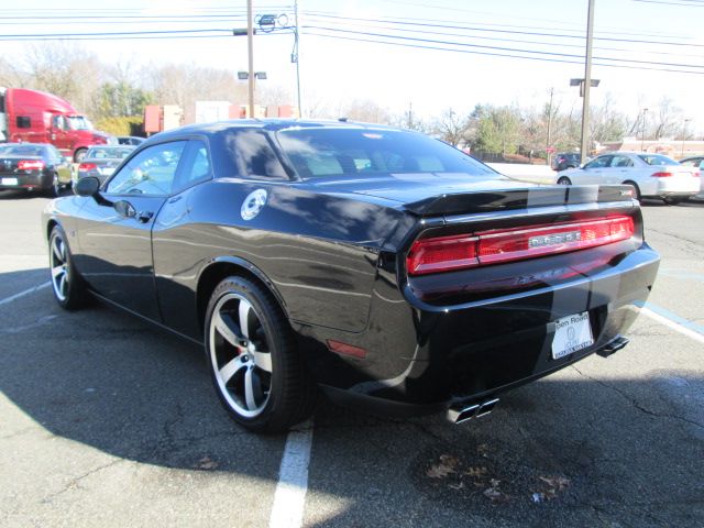 Dodge Challenger 2012 photo 4