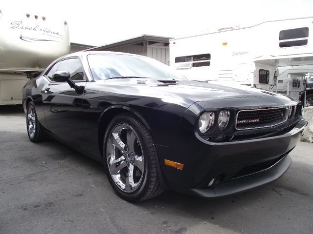 Dodge Challenger 2012 photo 4