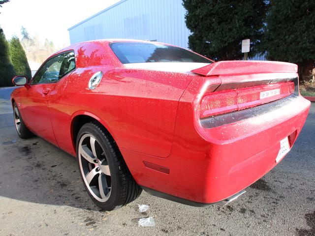 Dodge Challenger 2012 photo 4