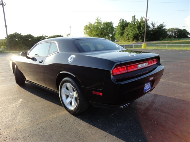 Dodge Challenger 2012 photo 5