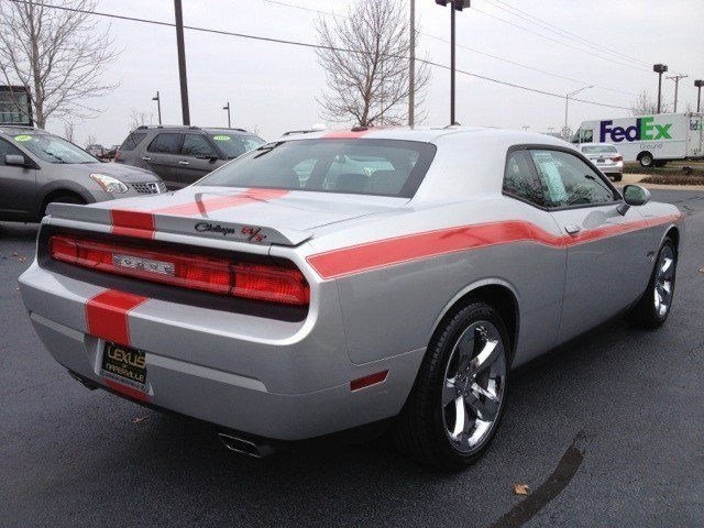 Dodge Challenger 2012 photo 4