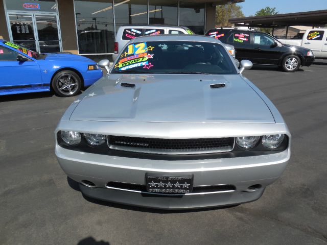 Dodge Challenger 2012 photo 3