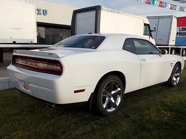 Dodge Challenger 2012 photo 3