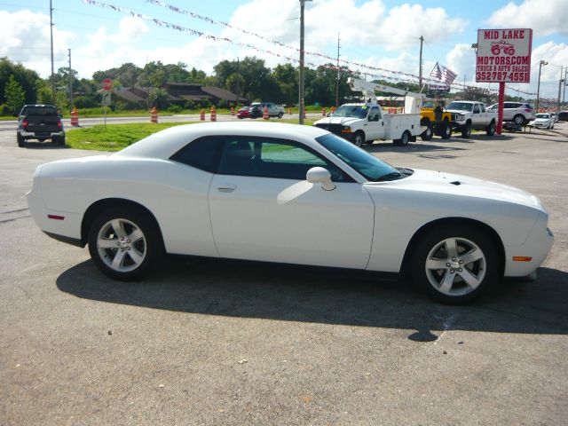 Dodge Challenger 2012 photo 2