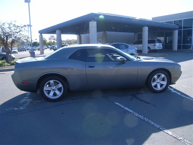 Dodge Challenger 2012 photo 5