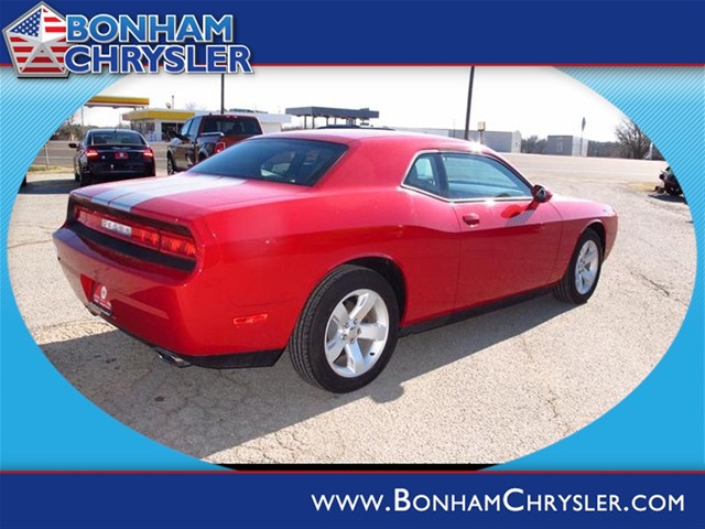 Dodge Challenger 2012 photo 2