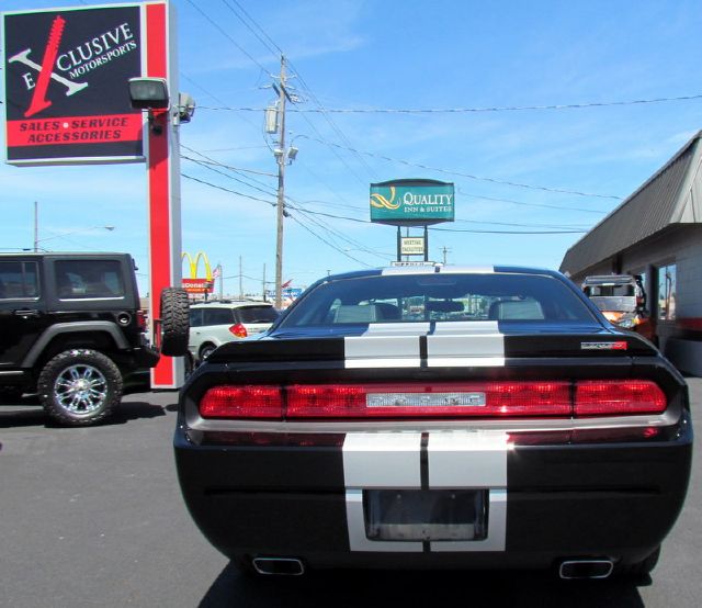 Dodge Challenger 2012 photo 2