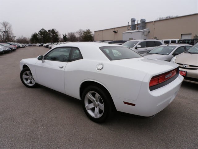 Dodge Challenger 2012 photo 5