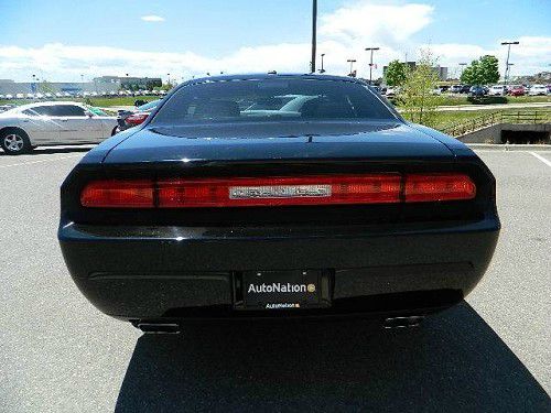 Dodge Challenger 2012 photo 22