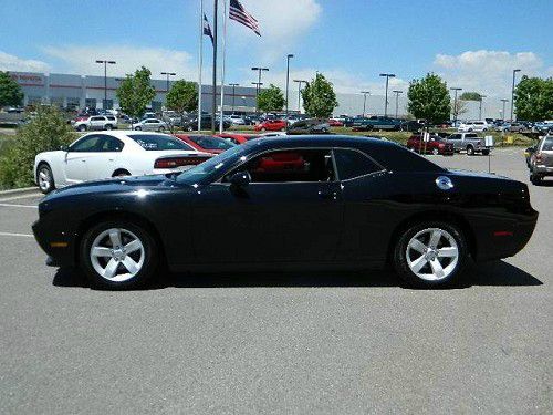 Dodge Challenger 2012 photo 23