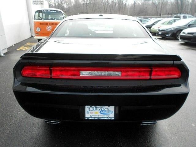 Dodge Challenger 2012 photo 4