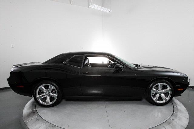 Dodge Challenger 2012 photo 1