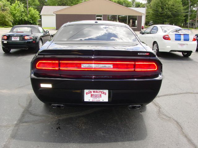 Dodge Challenger 2012 photo 6