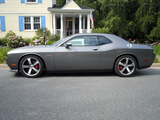 Dodge Challenger 2012 photo 2