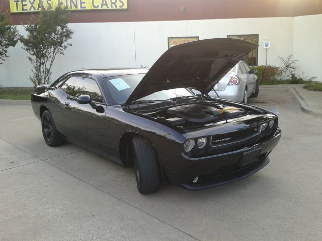 Dodge Challenger 2012 photo 15