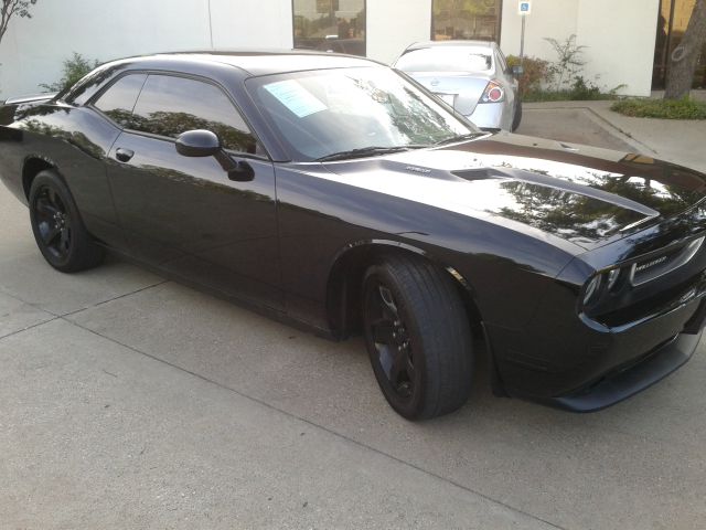 Dodge Challenger 2012 photo 27