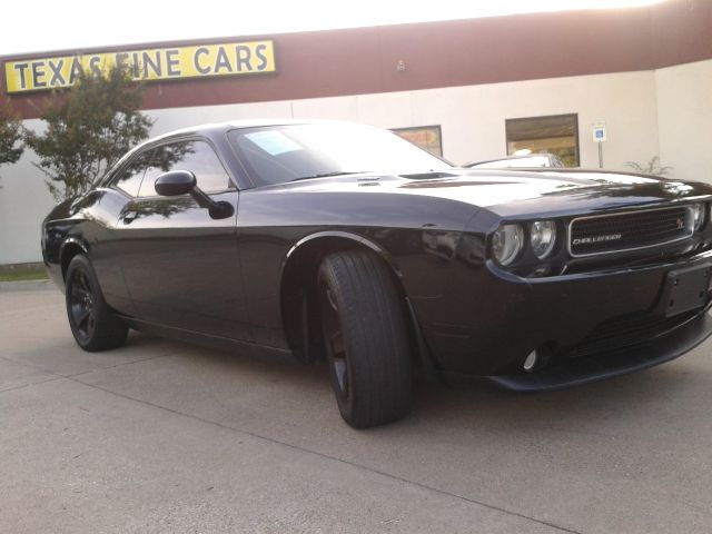 Dodge Challenger 2012 photo 35