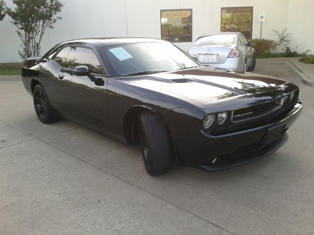 Dodge Challenger 2012 photo 8