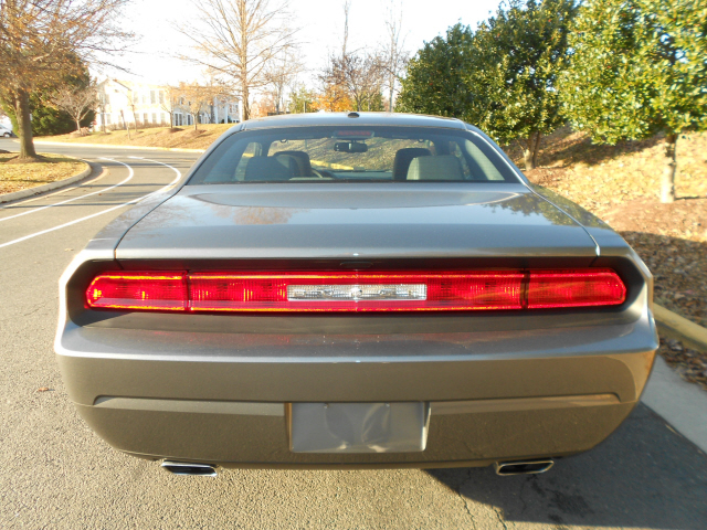 Dodge Challenger 2012 photo 3