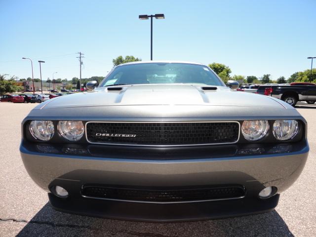 Dodge Challenger 2012 photo 3