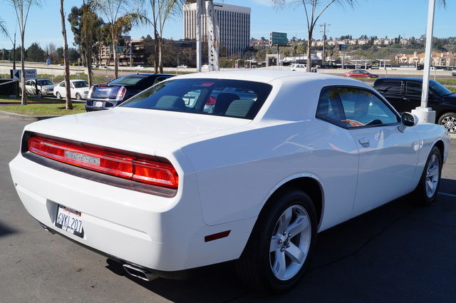 Dodge Challenger 2012 photo 5