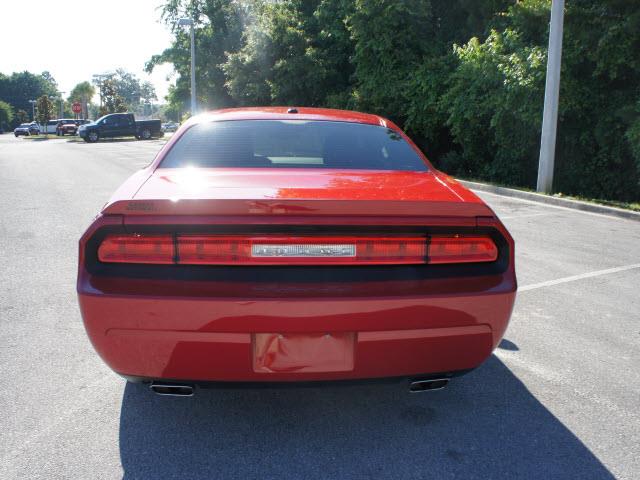 Dodge Challenger 2012 photo 12