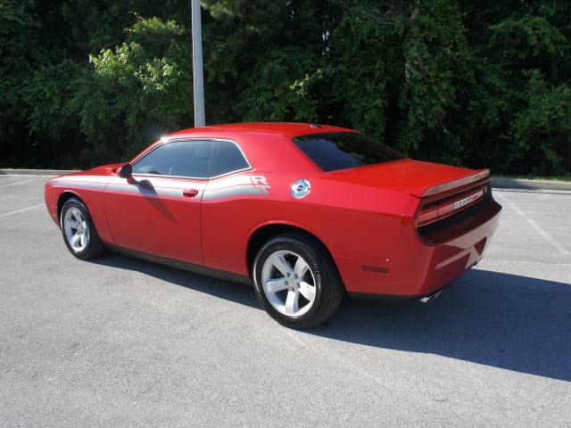 Dodge Challenger 2012 photo 14