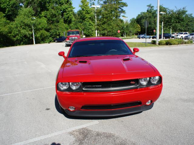 Dodge Challenger 2012 photo 8