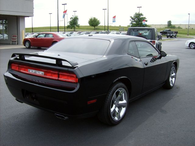 Dodge Challenger 2012 photo 9