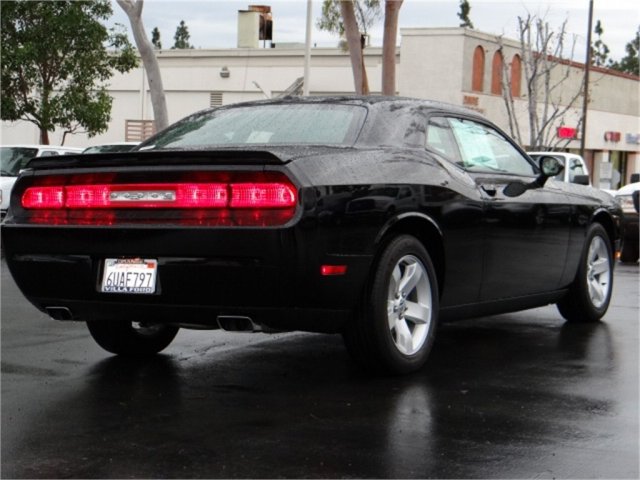 Dodge Challenger 2012 photo 3