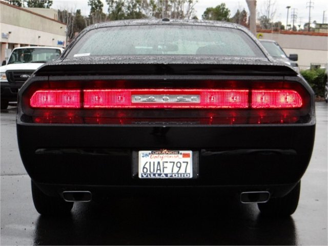 Dodge Challenger 2012 photo 4