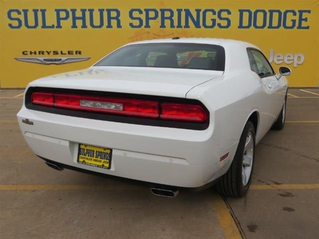 Dodge Challenger 2013 photo 3