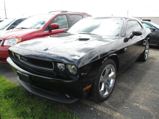 Dodge Challenger S Coupe