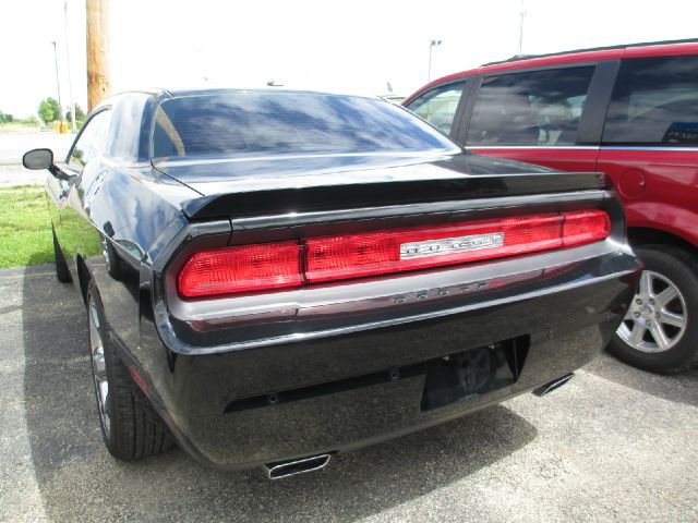 Dodge Challenger 2013 photo 3